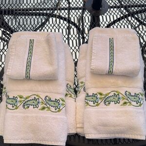 Pottery Barn White Bath Towel Set with Blue and Green Embroidery